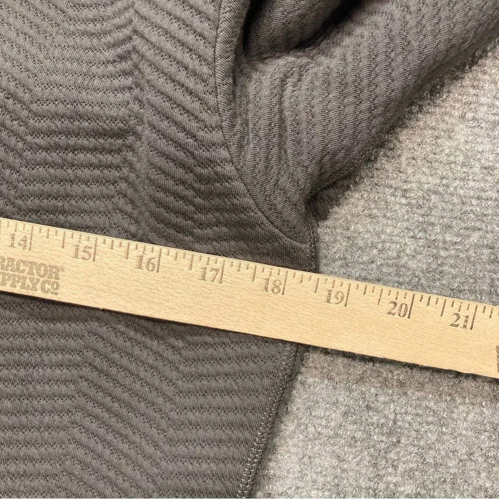 NWT Helly Hansen Jacket Womens Small Gray Lillo Full Zip Quilted